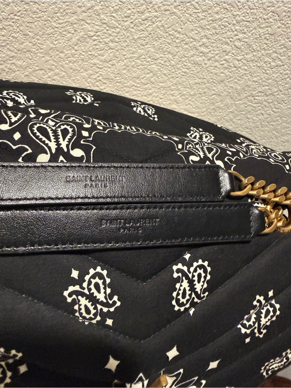 Saint Laurent Black Bandana Quilted Shoulder Bag with Gold YSL Chain - Picture 9 of 11